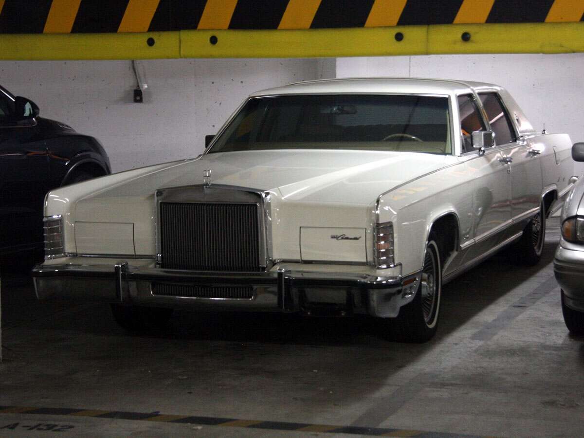 Buried Treasure In A Miami Beach Parking Garage The Drive